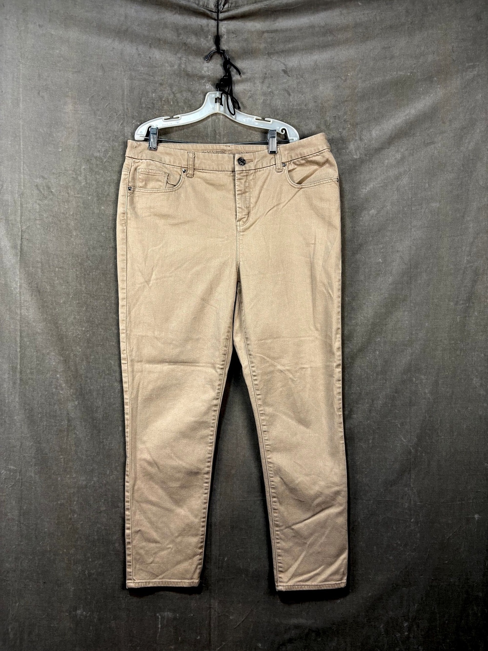 Beige Chicos Women's Ankle Pants, Size 12, Classic Fit